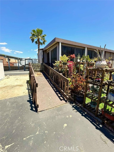 Detail Gallery Image 3 of 22 For 2750 W Acacia #B22,  Hemet,  CA 92545 - 2 Beds | 1 Baths