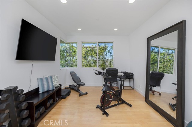 2303 Vista Drive, Manhattan Beach, California 90266, 4 Bedrooms Bedrooms, ,3 BathroomsBathrooms,Residential,For Sale,Vista,SB26092785