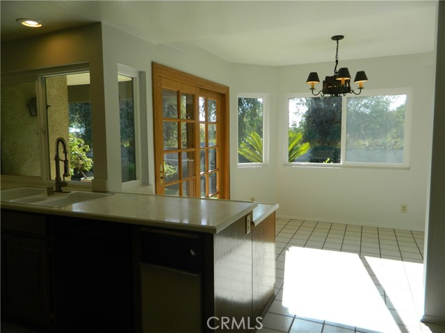 Detail Gallery Image 10 of 30 For 888 via Maria, Upland,  CA 91784 - 3 Beds | 3/1 Baths