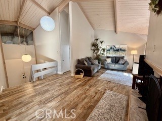 Detail Gallery Image 9 of 37 For 872 Sierra Vista, Twin Peaks,  CA 92391 - 3 Beds | 2 Baths