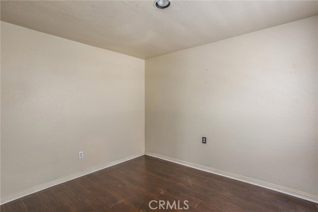 6966 Ranch View Road, Riverside CA: https://media.crmls.org/medias/4b320cb8-ada1-4e70-a755-72150d8e4986.jpg