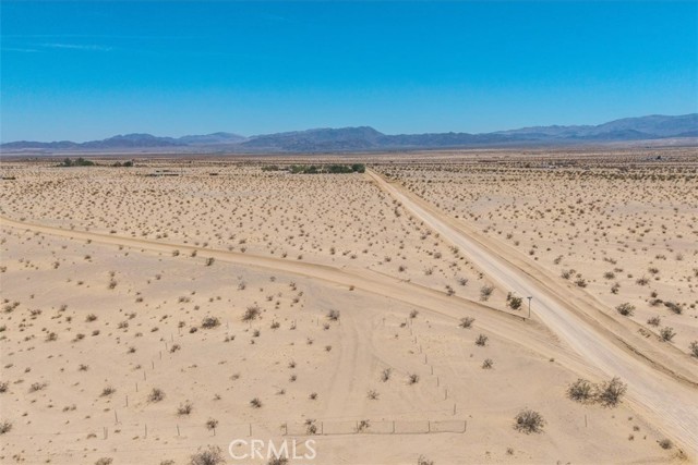 Detail Gallery Image 27 of 34 For 82935 Maya Rada Rd, Twentynine Palms,  CA 92277 - – Beds | – Baths