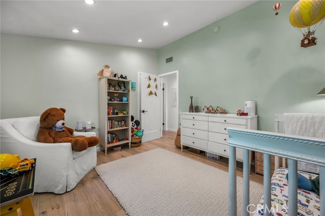 17152 Escalon Drive, Encino CA: https://media.crmls.org/medias/4b33c4ce-bc69-4942-abe3-f9a00c0f58ce.jpg