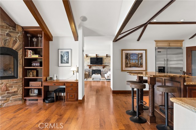 Detail Gallery Image 9 of 50 For 4117 Vanetta Pl, Studio City,  CA 91604 - 4 Beds | 4 Baths