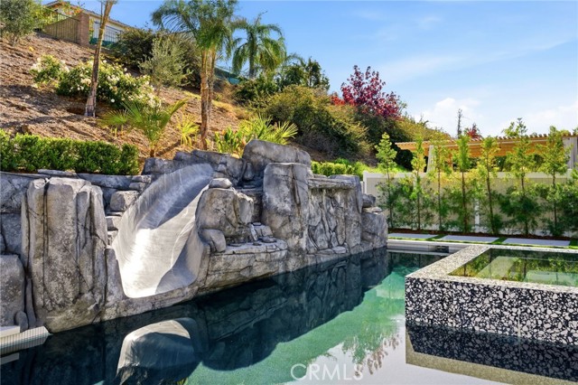 Detail Gallery Image 37 of 46 For 13405 Mesa Crest, Yucaipa,  CA 92399 - 4 Beds | 2/1 Baths