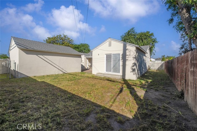 Detail Gallery Image 28 of 33 For 401 S Basque, Fullerton,  CA 92833 - 4 Beds | 2 Baths