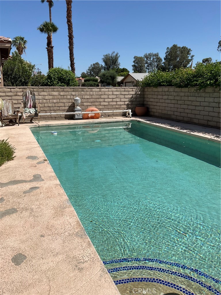 MLS #IV25217252 image #1