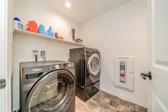 Detail Gallery Image 32 of 53 For 32813 Oakland, Winchester,  CA 92596 - 5 Beds | 4 Baths