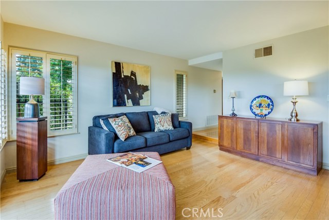 93 Cypress Way, Rolling Hills Estates, California 90274, 3 Bedrooms Bedrooms, ,2 BathroomsBathrooms,Residential,Sold,Cypress,PV17014762