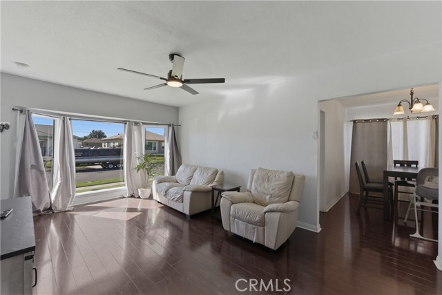 Detail Gallery Image 7 of 27 For 1701 W 136th, Compton,  CA 90222 - 3 Beds | 1 Baths