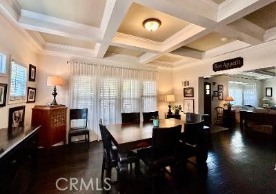 1955 N Los Robles Avenue, Pasadena CA: https://media.crmls.org/medias/4b3ba68b-6776-4430-909b-bf56f4a2e615.jpg