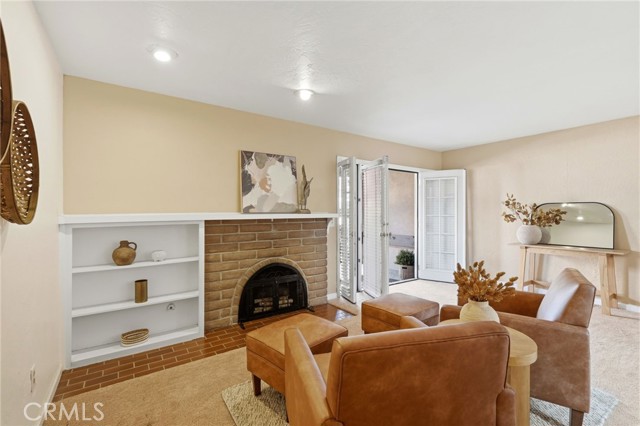 Detail Gallery Image 7 of 27 For 1142 N Gem St, Tulare,  CA 93274 - 2 Beds | 1 Baths