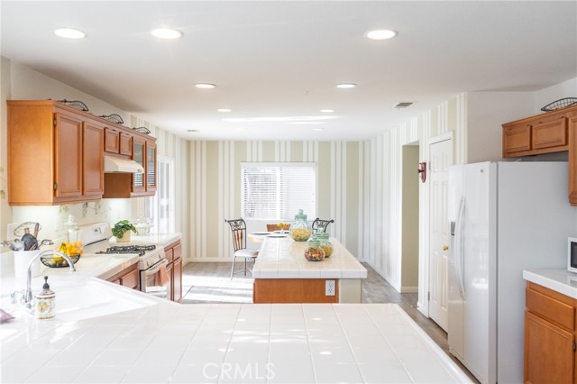 1051 Sunburst Drive, Beaumont, California 92223, 6 Bedrooms Bedrooms, ,3 BathroomsBathrooms,Residential,For Sale,1051 Sunburst Drive,CRIG25063677
