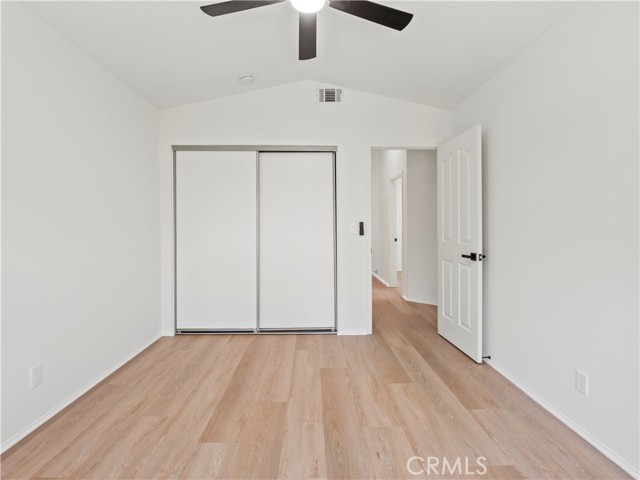 Image 23 of 35 For 22325 Mandarin Lane