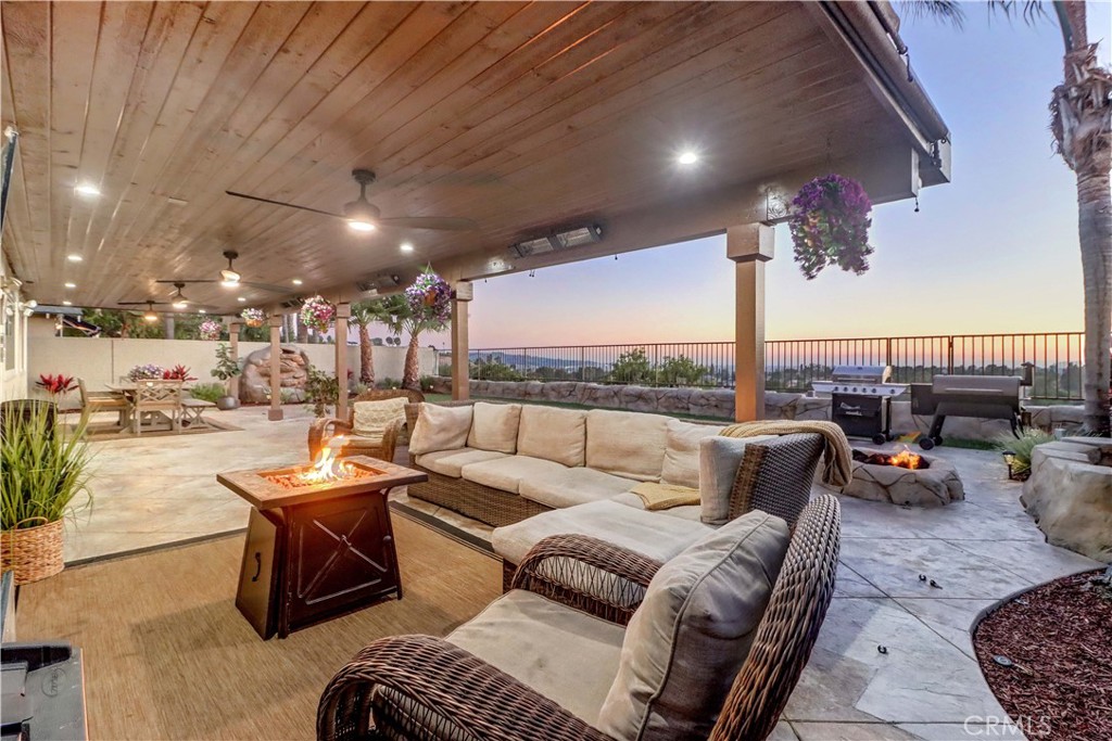 5851 Walnut Creek