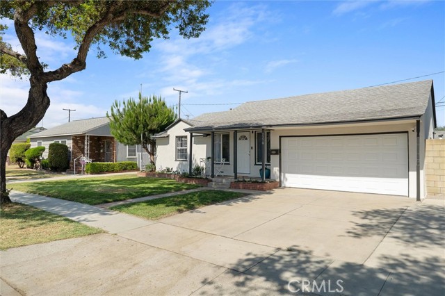 2370 Argonne Avenue, Long Beach CA: https://media.crmls.org/medias/4b3c560f-24d6-4c47-b715-0797dd2d62e1.jpg