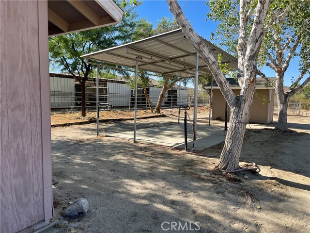 Detail Gallery Image 8 of 29 For 10731 Morongo Way, Morongo Valley,  CA 92256 - 4 Beds | 2/1 Baths