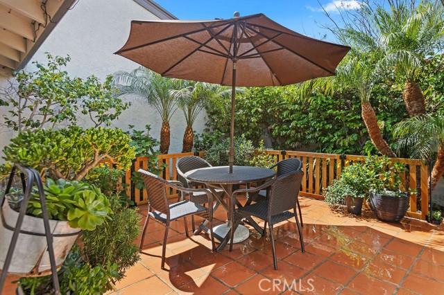 Detail Gallery Image 13 of 57 For 30 Jetty Dr, Corona Del Mar,  CA 92625 - 2 Beds | 2 Baths