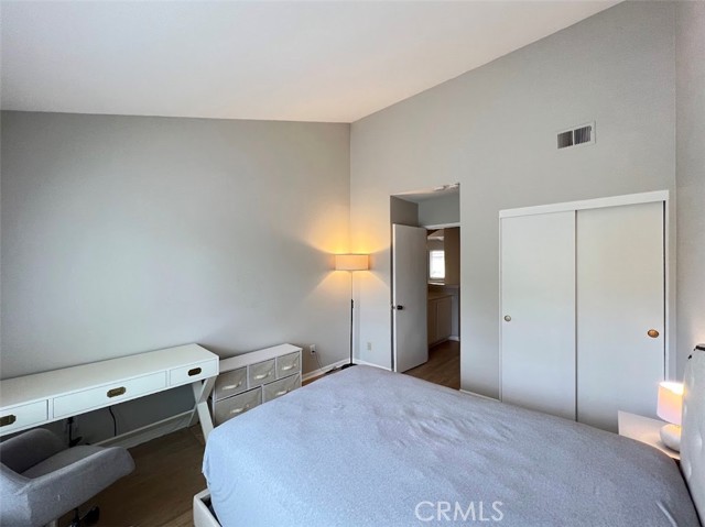 Detail Gallery Image 26 of 31 For 904 Whitewater Dr #6,  Fullerton,  CA 92833 - 2 Beds | 2/1 Baths