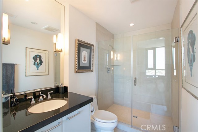 Detail Gallery Image 5 of 20 For 8154 Scholarship, Irvine,  CA 92612 - 2 Beds | 2/1 Baths