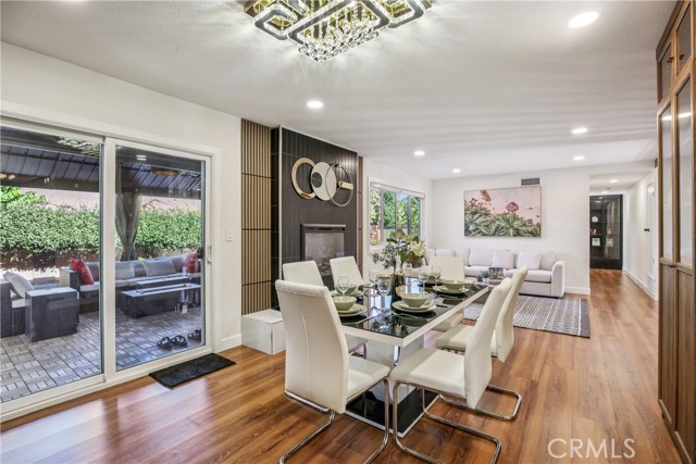 1533 W San Lorenzo Ave, Santa Ana CA: https://media.crmls.org/medias/4b40c554-e92f-4d1c-b739-a495a4329fe6.jpg