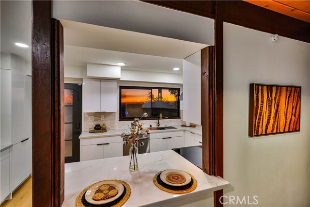 20289 Westpoint Drive, Riverside CA: https://media.crmls.org/medias/4b40e0b2-1963-4cf7-9cce-b2b87e916632.jpg