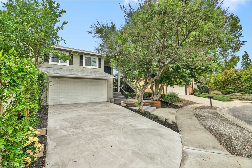 1059 Hillview Circle