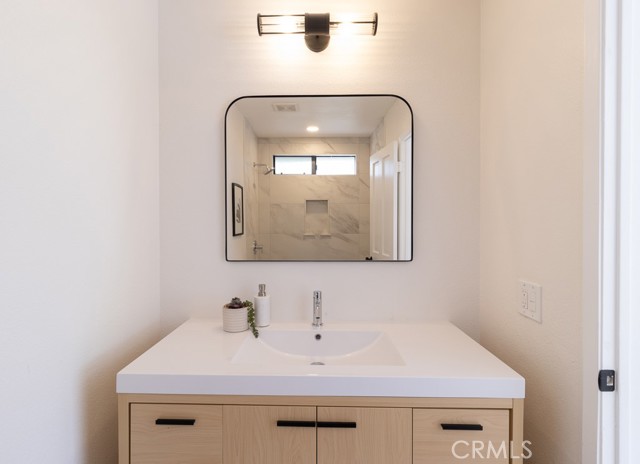 Detail Gallery Image 35 of 45 For 1463 N View Dr, Westlake Village,  CA 91362 - 2 Beds | 2/1 Baths