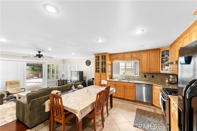 11514 Bos Street, Cerritos CA: https://media.crmls.org/medias/4b42753a-bdca-4795-84bf-a0b2be1e0ad8.jpg