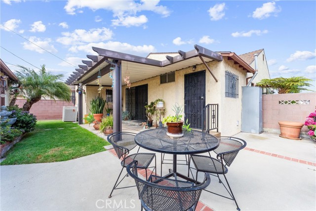 Detail Gallery Image 36 of 43 For 11004 S Van Ness Ave, Los Angeles,  CA 90047 - 2 Beds | 2 Baths