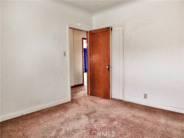 10505 Artesia Blvd., Bellflower CA: https://media.crmls.org/medias/4b438bc5-ebc4-435f-b595-c3ec74b28fe9.jpg