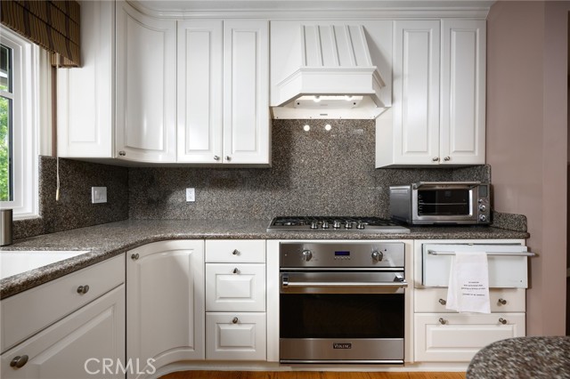 9642 James Circle, Villa Park CA: https://media.crmls.org/medias/4b43ed72-993a-4122-9deb-e911bc77651e.jpg