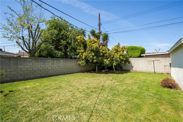 Detail Gallery Image 14 of 16 For 5029 N Burwood Ave, Covina,  CA 91722 - 3 Beds | 1 Baths
