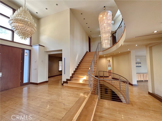 5077 Schumacher Road, Calabasas CA: https://media.crmls.org/medias/4b448ae0-840e-4bc1-9cd9-1566de466dd0.jpg