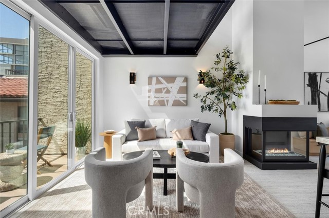 555 Esplanade, Redondo Beach CA: https://media.crmls.org/medias/4b44cdad-b305-4537-b65d-bbad56ddff4d.jpg