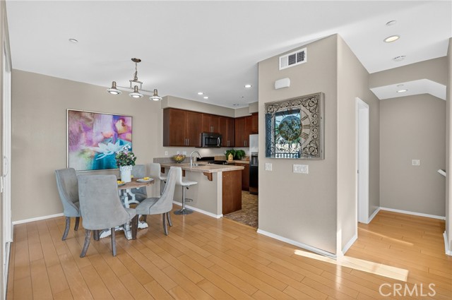 Detail Gallery Image 7 of 20 For 942 S 4th, Montebello,  CA 90640 - 2 Beds | 2/1 Baths