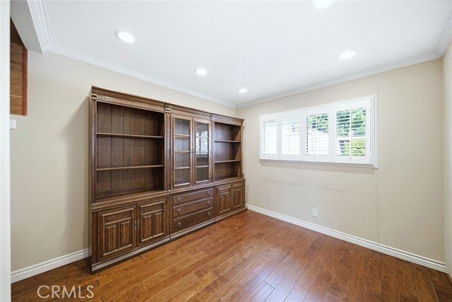 Detail Gallery Image 19 of 34 For 9512 via Venezia, Burbank,  CA 91504 - 3 Beds | 2 Baths