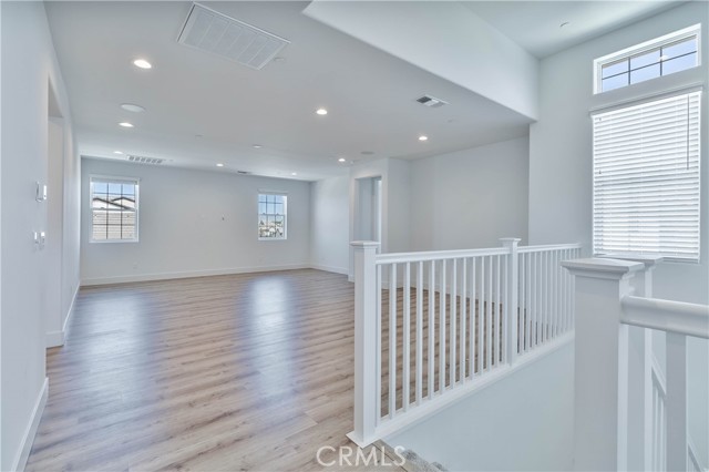 1734 Lester Avenue, Clovis CA: https://media.crmls.org/medias/4b462d1e-773d-4f20-94b1-a1c553b5a90b.jpg