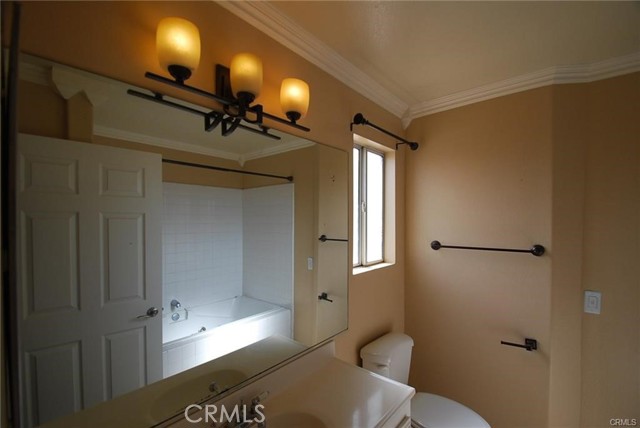 Detail Gallery Image 11 of 26 For 1674 256th, Harbor City,  CA 90710 - – Beds | – Baths