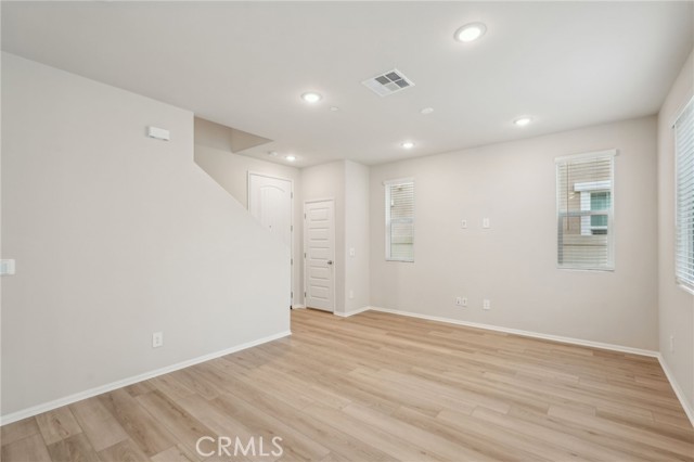40368 Via Jumara, Temecula CA: https://media.crmls.org/medias/4b470e7b-7a6d-4191-84c3-20b5b3a8f618.jpg
