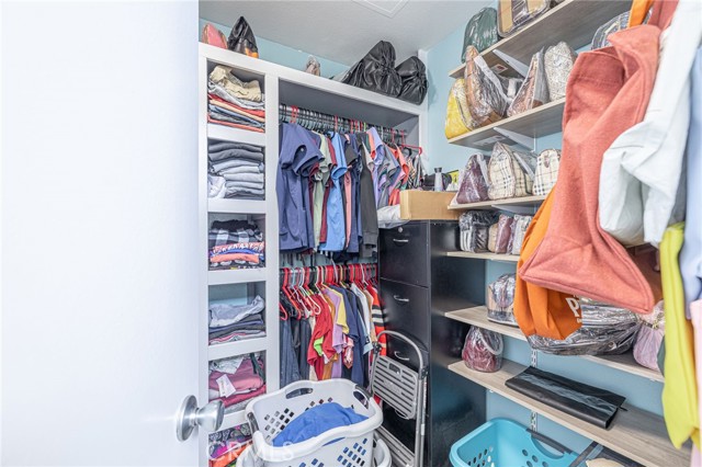 Detail Gallery Image 26 of 39 For 3336 E Avenue Q10, Palmdale,  CA 93550 - 4 Beds | 3 Baths