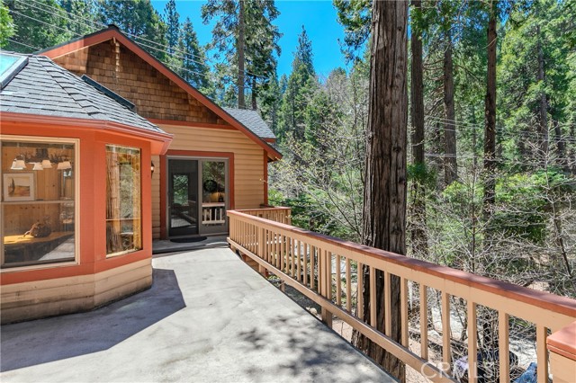 Detail Gallery Image 20 of 26 For 475 Blue Jay Canyon Rd, Blue Jay,  CA 92317 - 2 Beds | 2/1 Baths