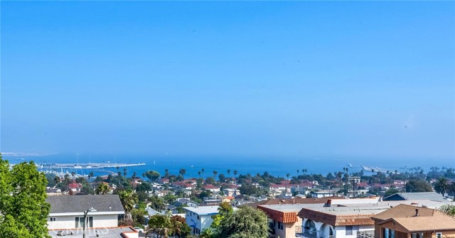 Detail Gallery Image 6 of 36 For 2906 Baywater Ave #6,  San Pedro,  CA 90731 - 3 Beds | 2/1 Baths