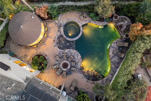 18 Calle Pacifica, San Clemente CA: https://media.crmls.org/medias/4b47ab33-3ce4-4b64-b363-1a2077588f59.jpg