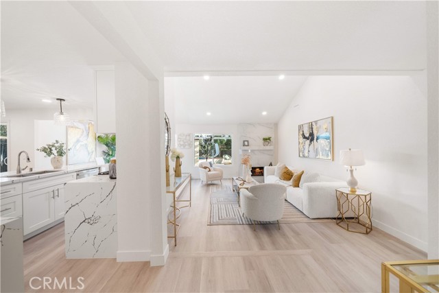 Detail Gallery Image 4 of 33 For 18070 Mark Ln, Yorba Linda,  CA 92886 - 4 Beds | 2 Baths