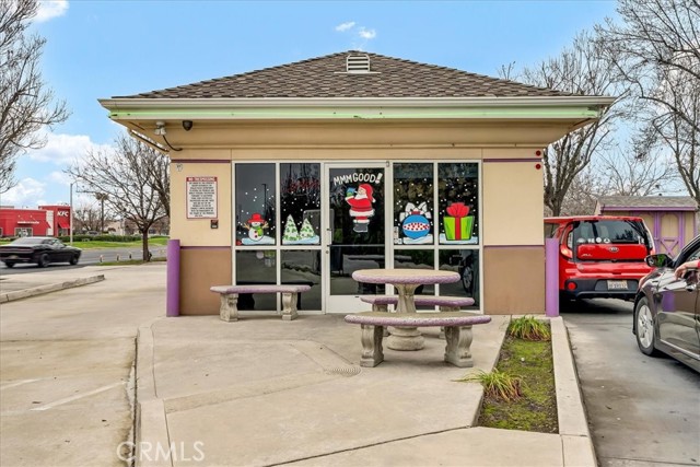 Image 2 of 26 For 1720 Noble Avenue