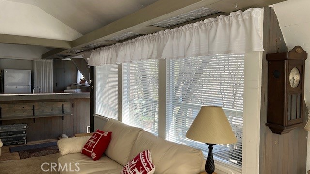 Detail Gallery Image 5 of 34 For 33117 Maple Lane, Green Valley Lake,  CA 92341 - 1 Beds | 1 Baths