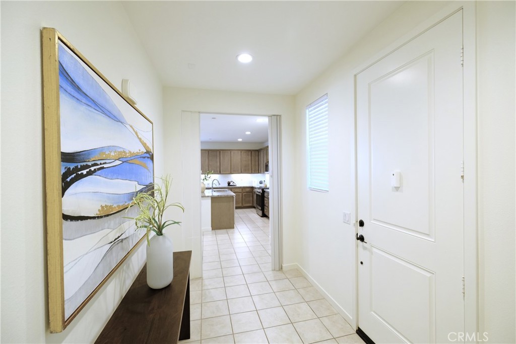 MLS #WS25176152 img 3