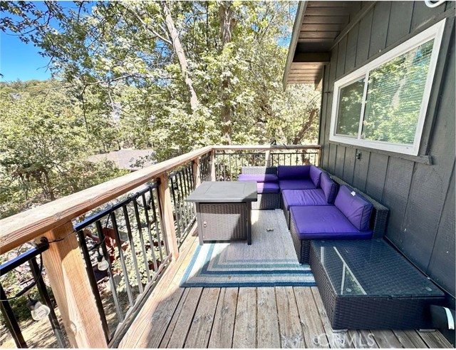 Detail Gallery Image 25 of 42 For 27809 North Bay Rd, Lake Arrowhead,  CA 92352 - 3 Beds | 2 Baths