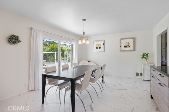 28809 Crestridge Road, Rancho Palos Verdes, California 90275, 4 Bedrooms Bedrooms, ,1 BathroomBathrooms,Residential,Sold,Crestridge,PV21211270